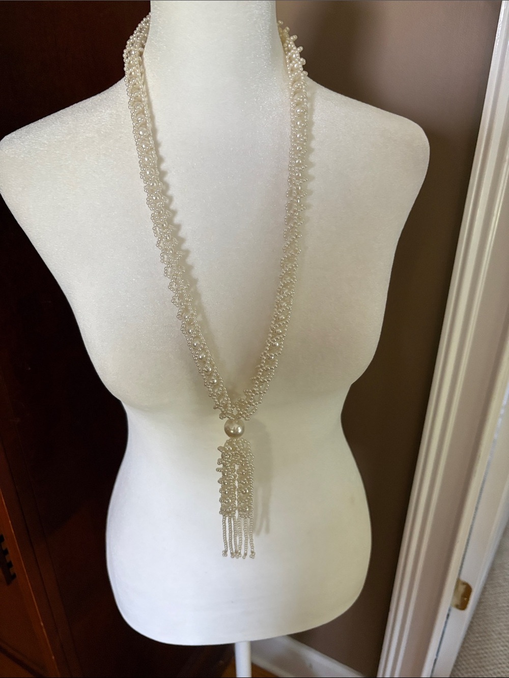 Vintage Elegant Cream Beaded Tassel Necklace